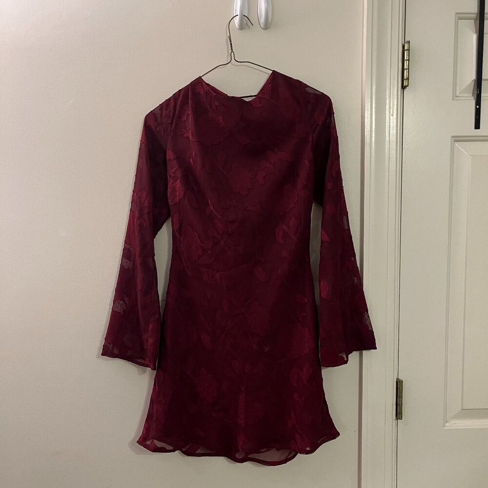 Jadee long sleeve mini dress burgundy floral, Size 4, New with tags
